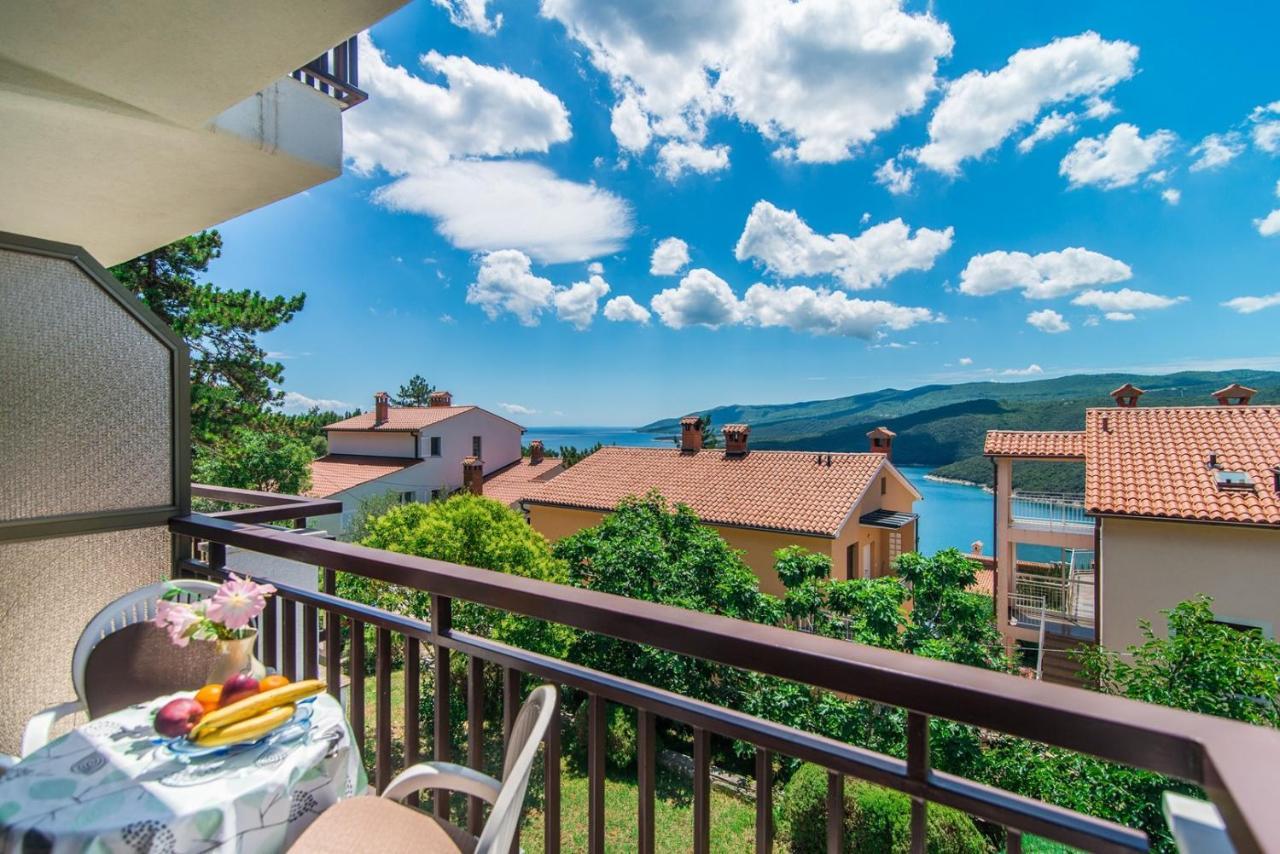 Apartments Pino 拉巴克 外观 照片