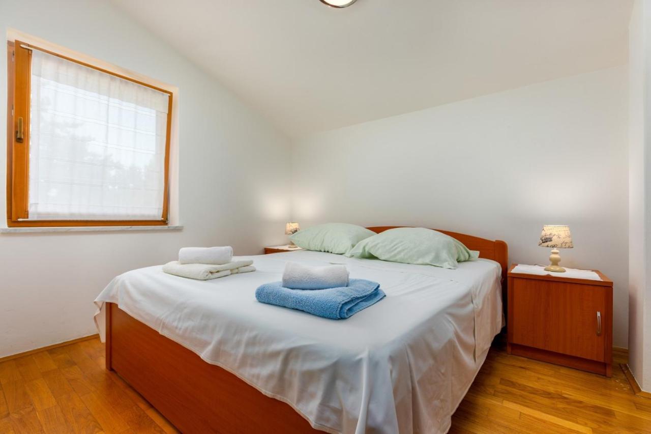 Apartments Pino 拉巴克 外观 照片
