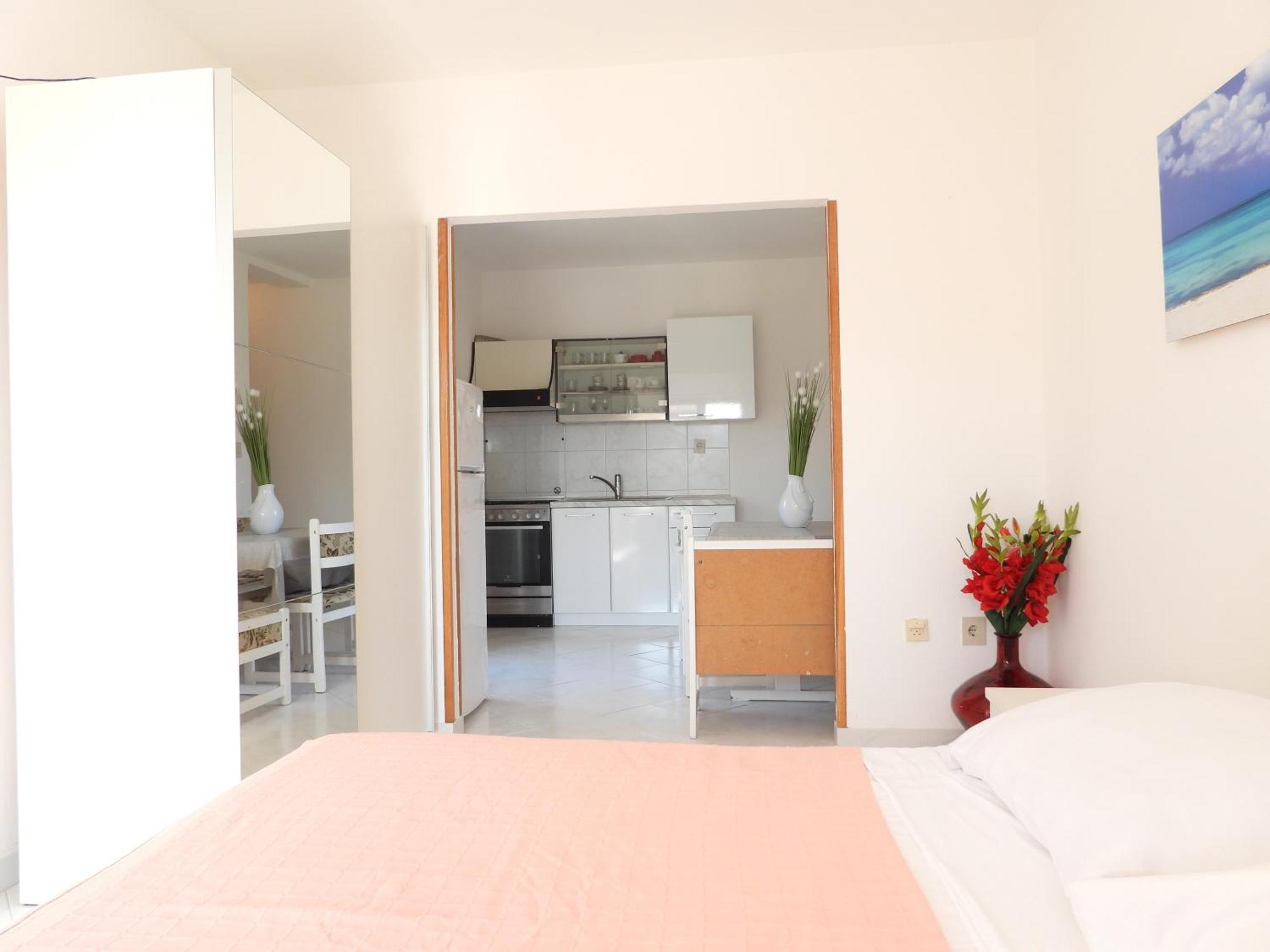 Apartments Pino 拉巴克 外观 照片